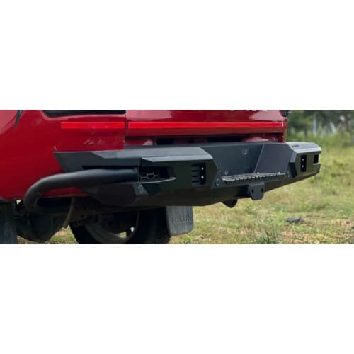 Rear Regular Bumper with Fender Protection - Toyota Hilux